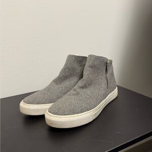 Esprit Men's Gray Slip-On Sneakers